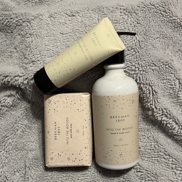 Beekman 1802 Other - Beekman 1802 Into the Woods Hand & Body Care Trio
